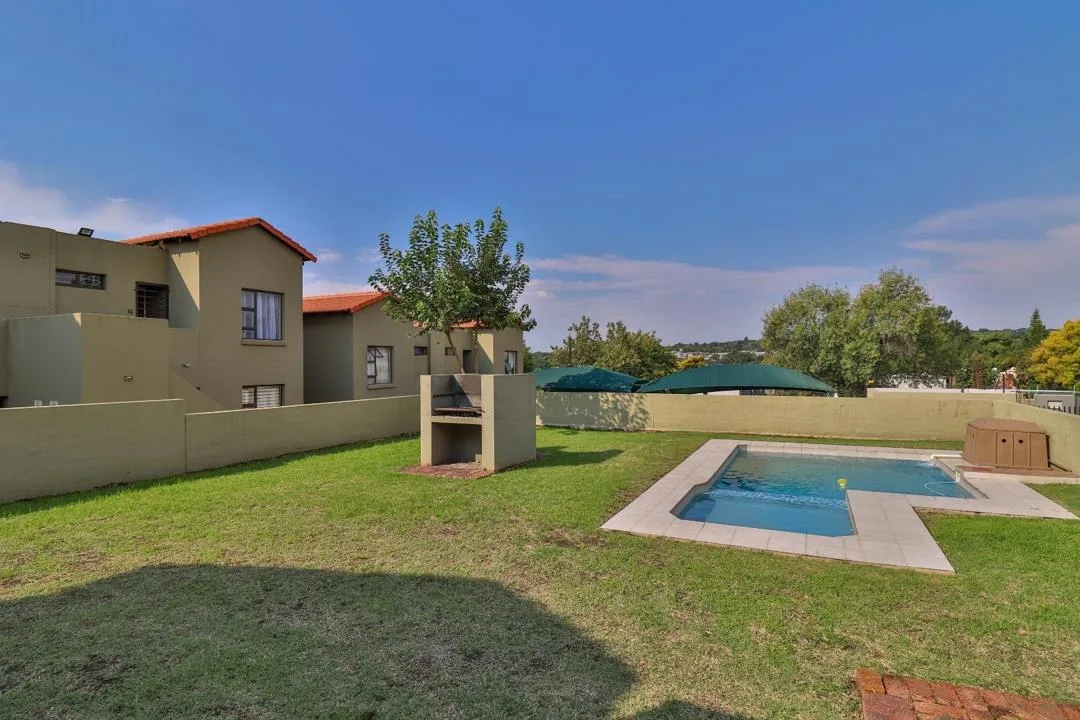 2 Bedroom Apartment / flat to rent in Ferndale