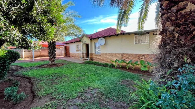 House for sale in Mooinooi