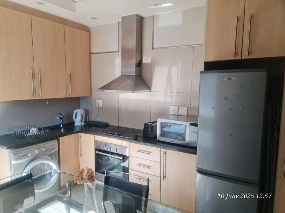 1 Bedroom Apartment / flat to rent in Sandton Central