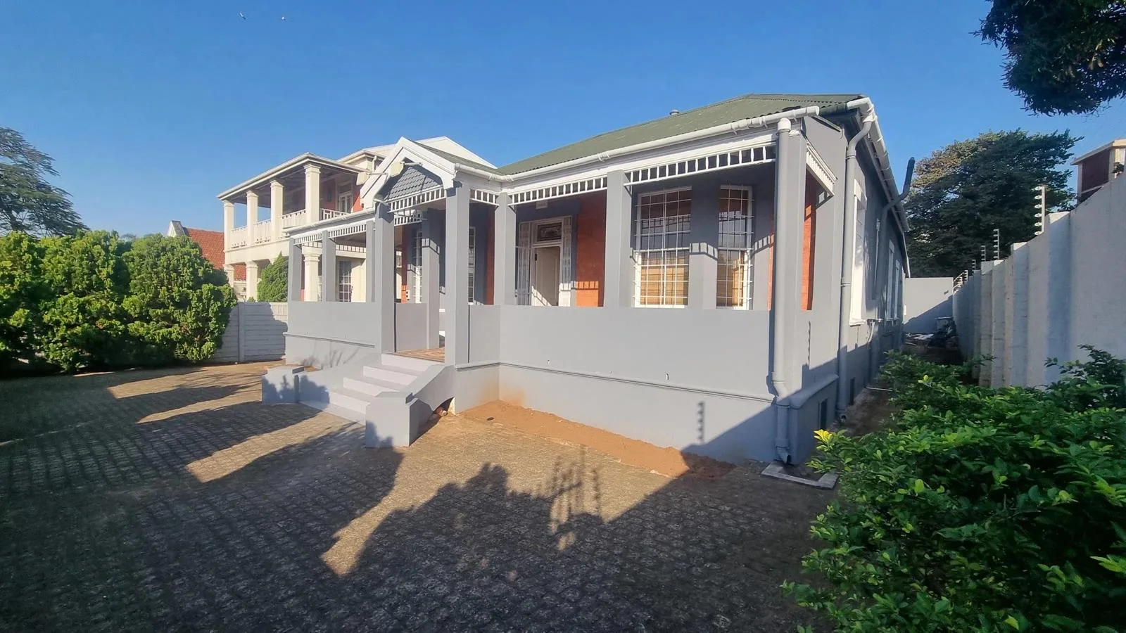 696 m² Commercial space in Windermere