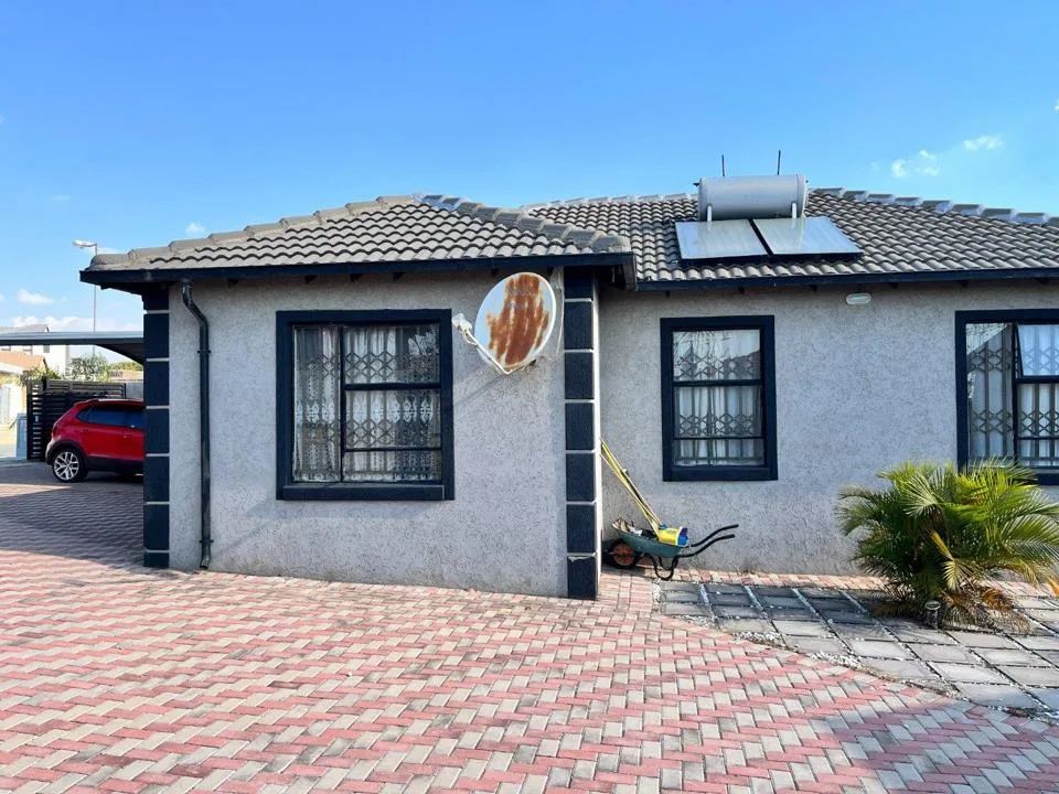 3 Bedroom House to rent in Blue Hills