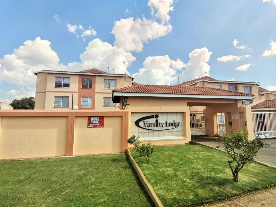 2 Bedroom Apartment / flat for sale in Kannoniers Park
