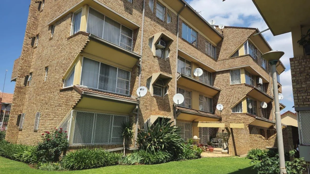 3 Bedroom Apartment / flat for sale in Miederpark