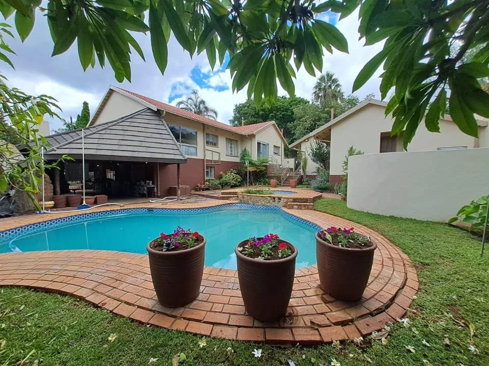 5 Bedroom House for sale in Safari Gardens