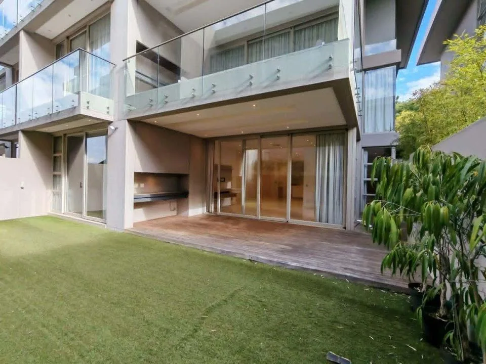 2 Bedroom Apartment / flat to rent in Morningside