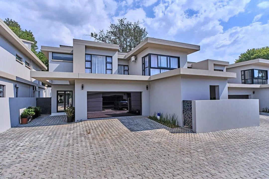 4 Bedroom Townhouse to rent in Houghton Estate