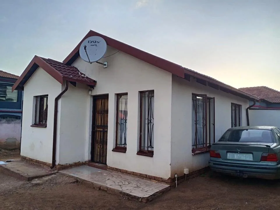 2 Bedroom House to rent in Philip Nel Park