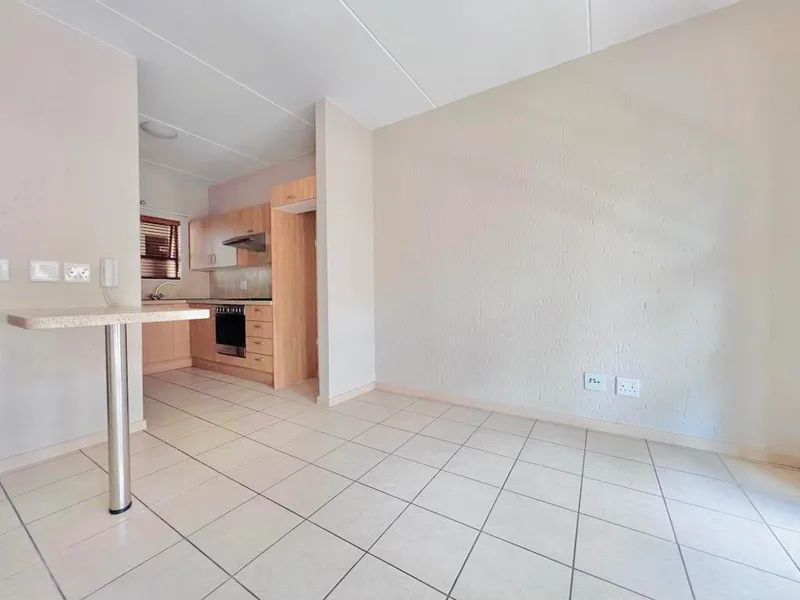 2 Bedroom Apartment in Douglasdale