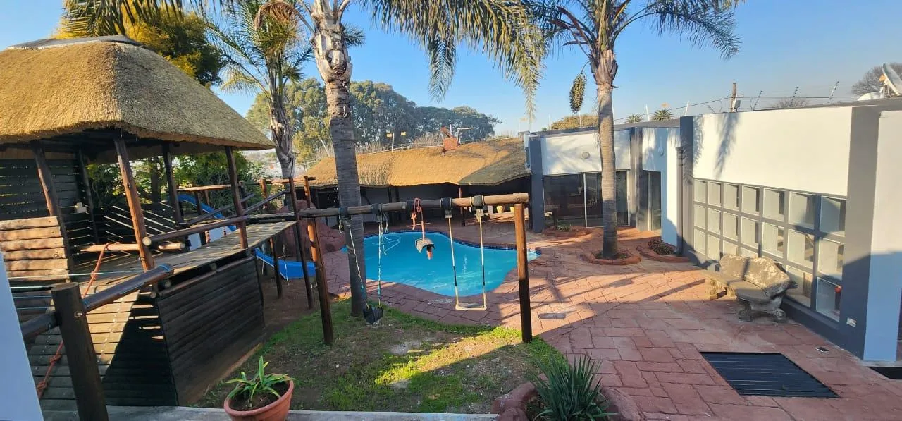 4 Bedroom House to rent in Malvern East