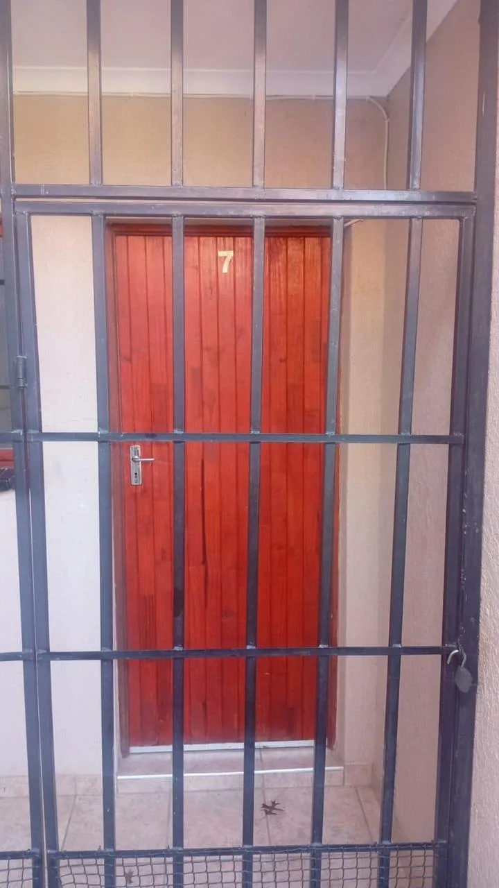 1 Bedroom Apartment / flat to rent in Timsrand AH