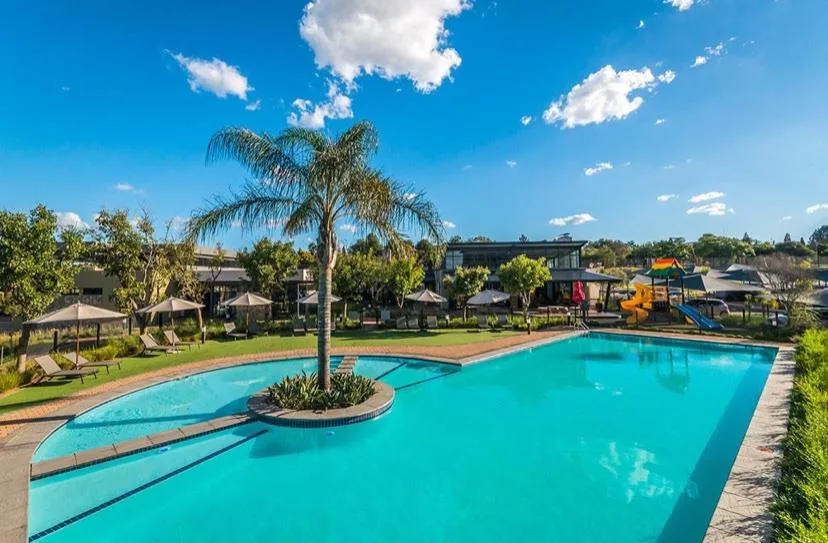 3 Bedroom Apartment / flat to rent in Waterfall