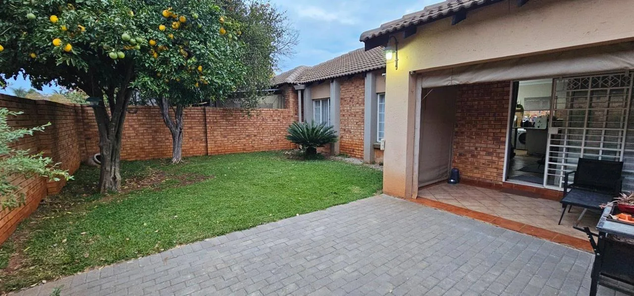 2 Bedroom Townhouse to rent in Equestria