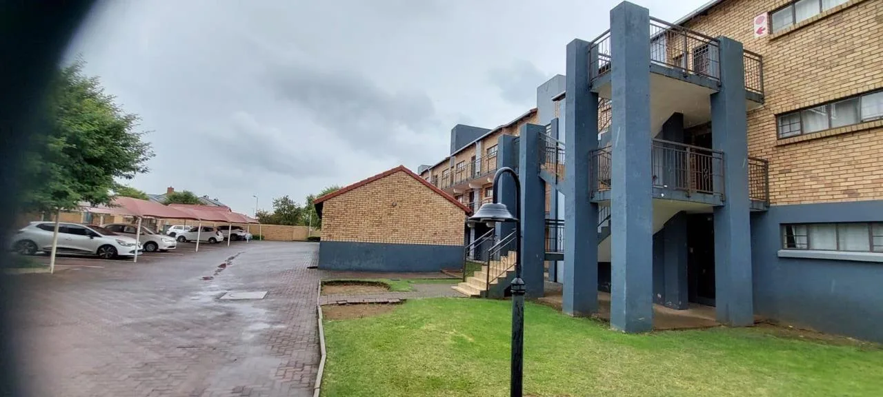 2 Bedroom Apartment / flat to rent in The Orchards