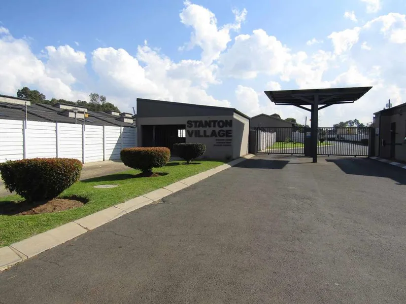 2 Bedroom Apartment / flat to rent in Norton Park
