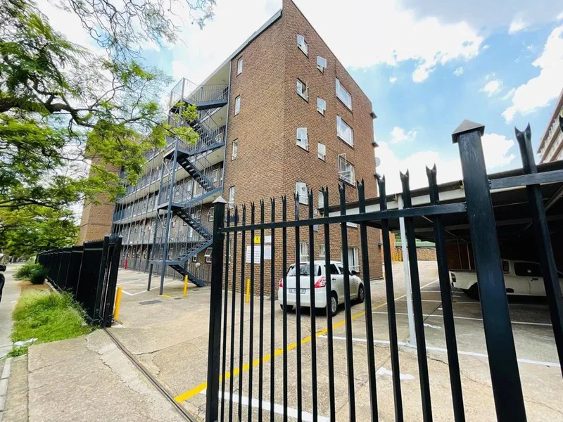 0.5 Bedroom Apartment / flat to rent in Sunnyside