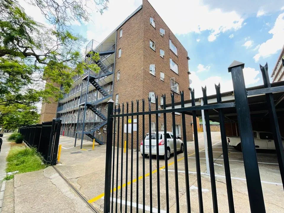 0.5 Bedroom Apartment / flat to rent in Sunnyside