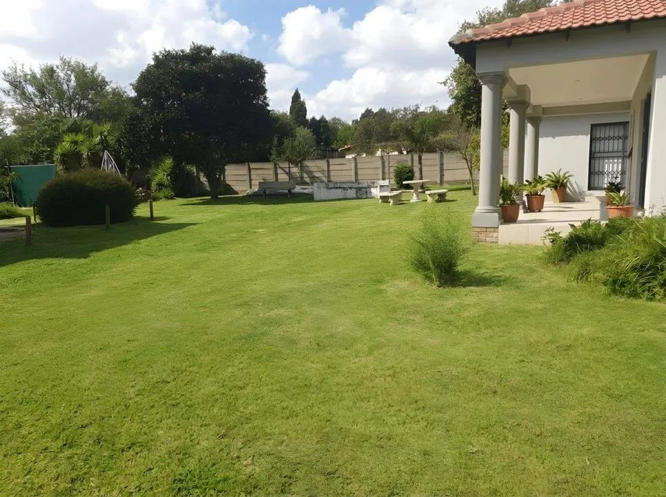 4 Bedroom House to rent in Esther Park