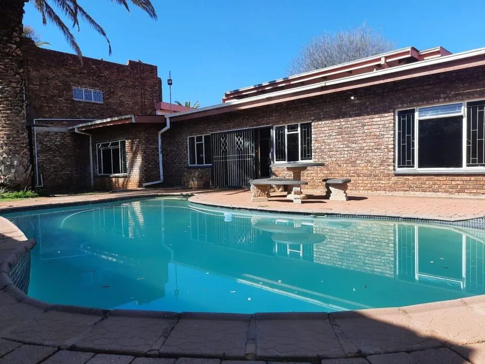 3 Bedroom House for sale in Potchefstroom Central