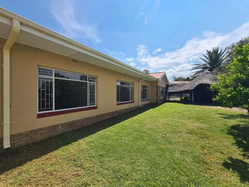 4 Bedroom House for sale in Potchefstroom Central