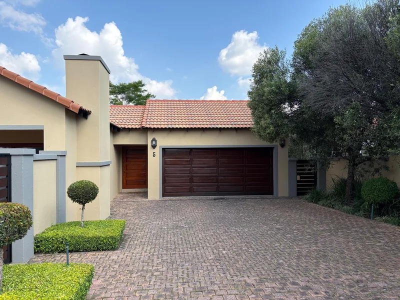 3 Bedroom House in Midlands Estate