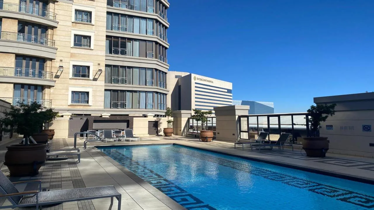 1 Bedroom Apartment / flat to rent in Sandton Central