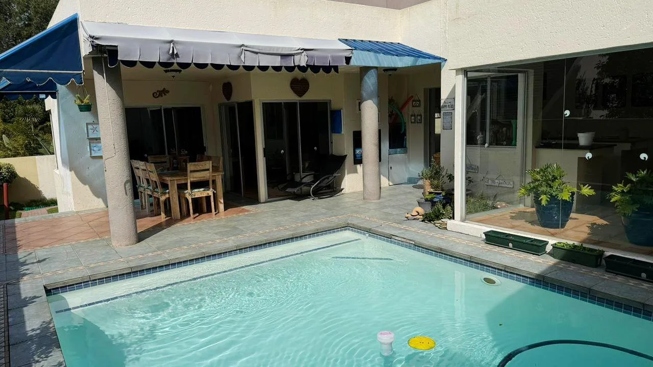 3 Bedroom House to rent in Bryanston