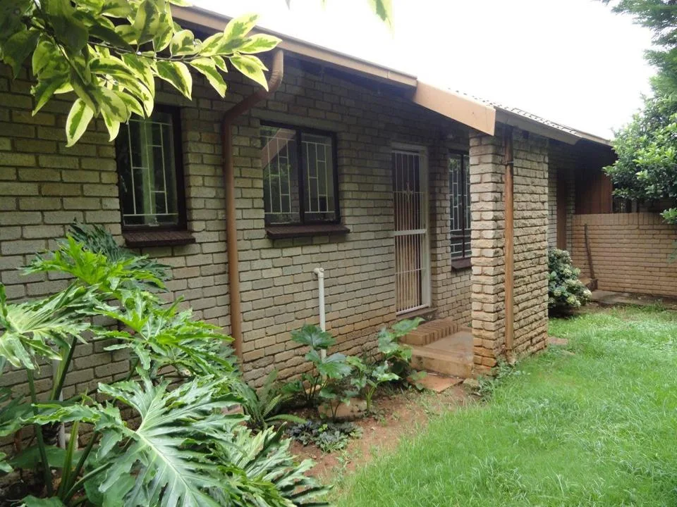 2 Bedroom Townhouse for sale in Dassie Rand