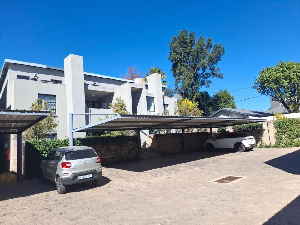 2 Bedroom Apartment / flat to rent in Menlo Park