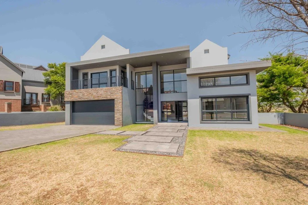 4 Bedroom House for sale in Waterlake Farm Lifestyle Estate
