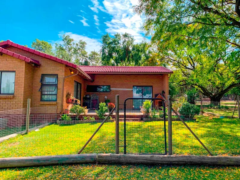 1 Bedroom Garden Cottage in Randjesfontein AH