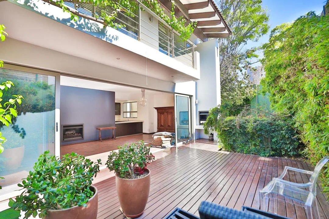 3 Bedroom Townhouse to rent in Eltonhill