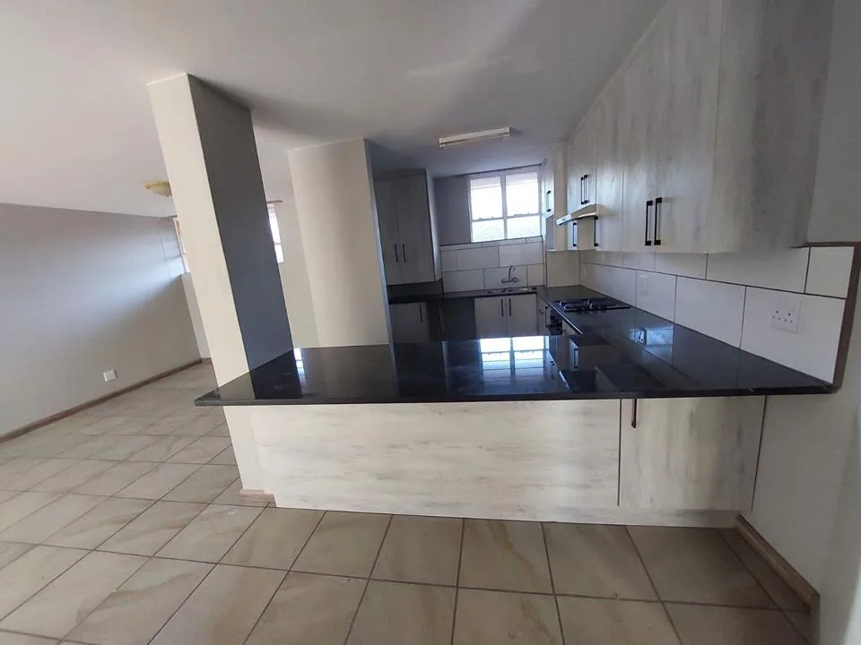 3 Bedroom Apartment / flat to rent in Sinoville