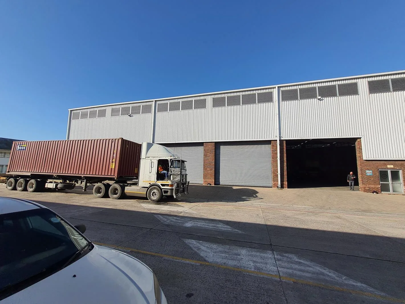 2 805 m² Industrial space in Bellville South Industrial