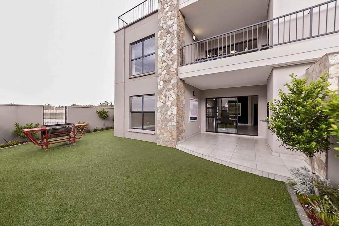 3 Bedroom Apartment / flat to rent in Waterfall