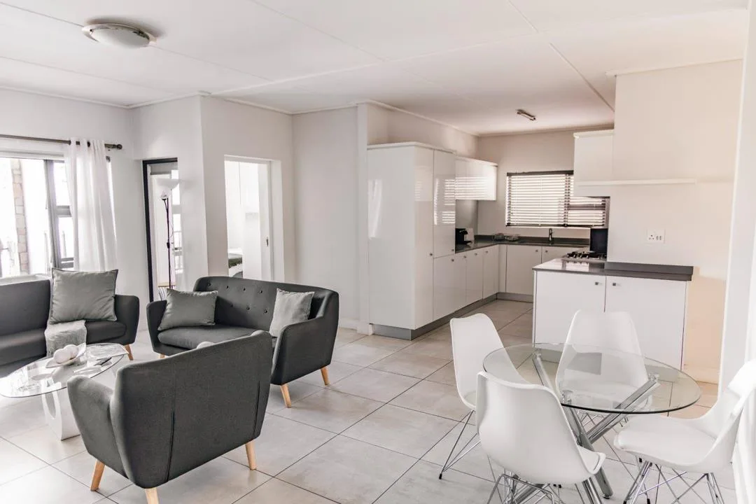 3 Bedroom House to rent in The Polofields