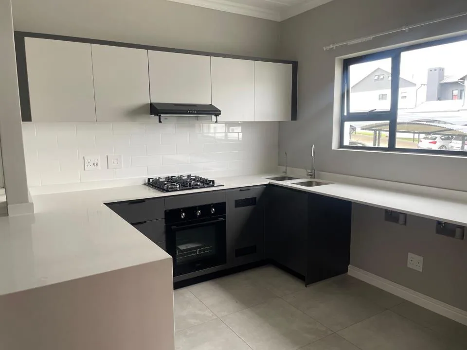 3 Bedroom Apartment / flat to rent in Glen Austin AH