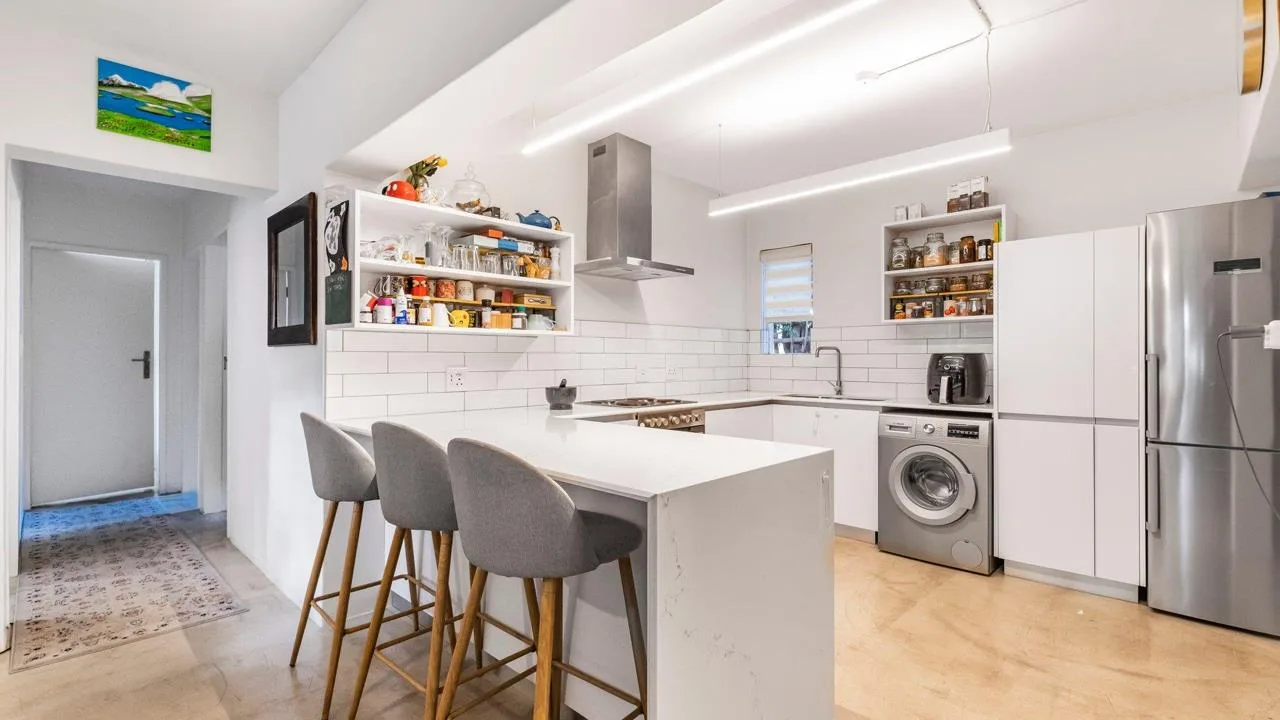 3 Bedroom Apartment / flat to rent in Sandown