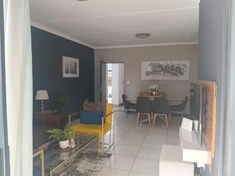 2 Bedroom Apartment / flat to rent in Willow Park Manor
