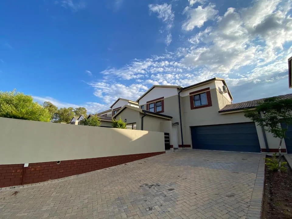 3 Bedroom Townhouse to rent in Equestria