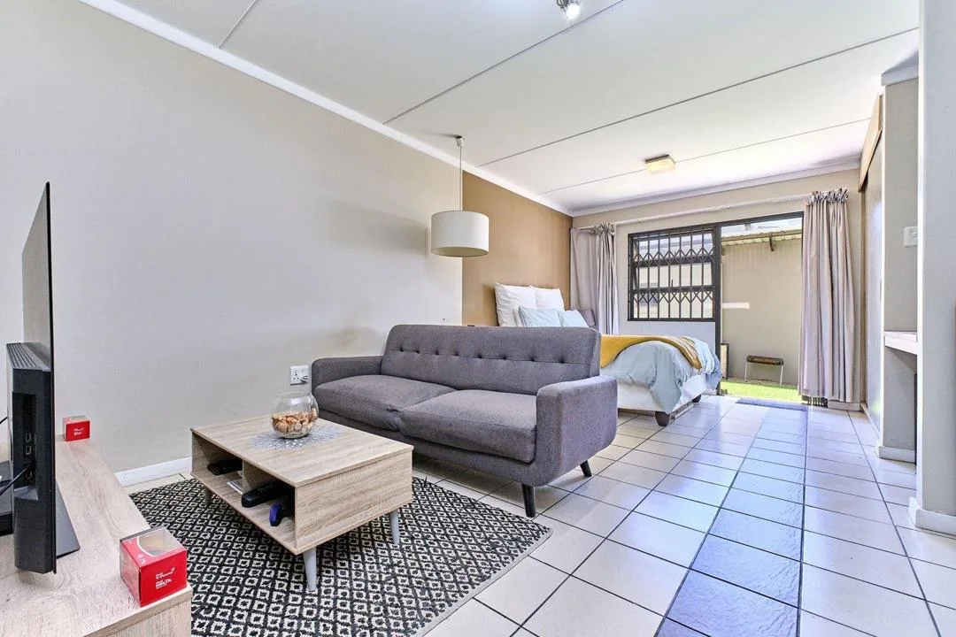 1 Bedroom Apartment / flat to rent in The Paddocks