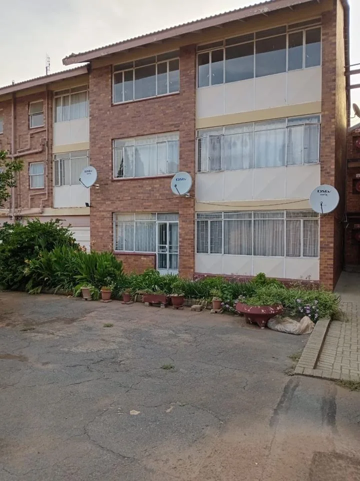 1 Bedroom Apartment / flat for sale in Adamayview