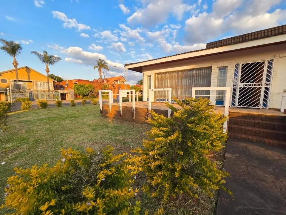 4 Bedroom House to rent in Laudium