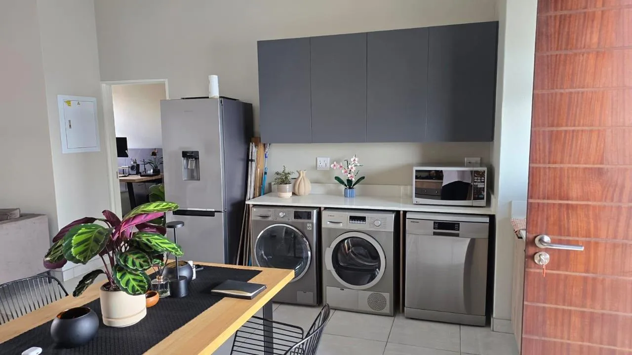 2 Bedroom Apartment / flat to rent in Rietvalleirand