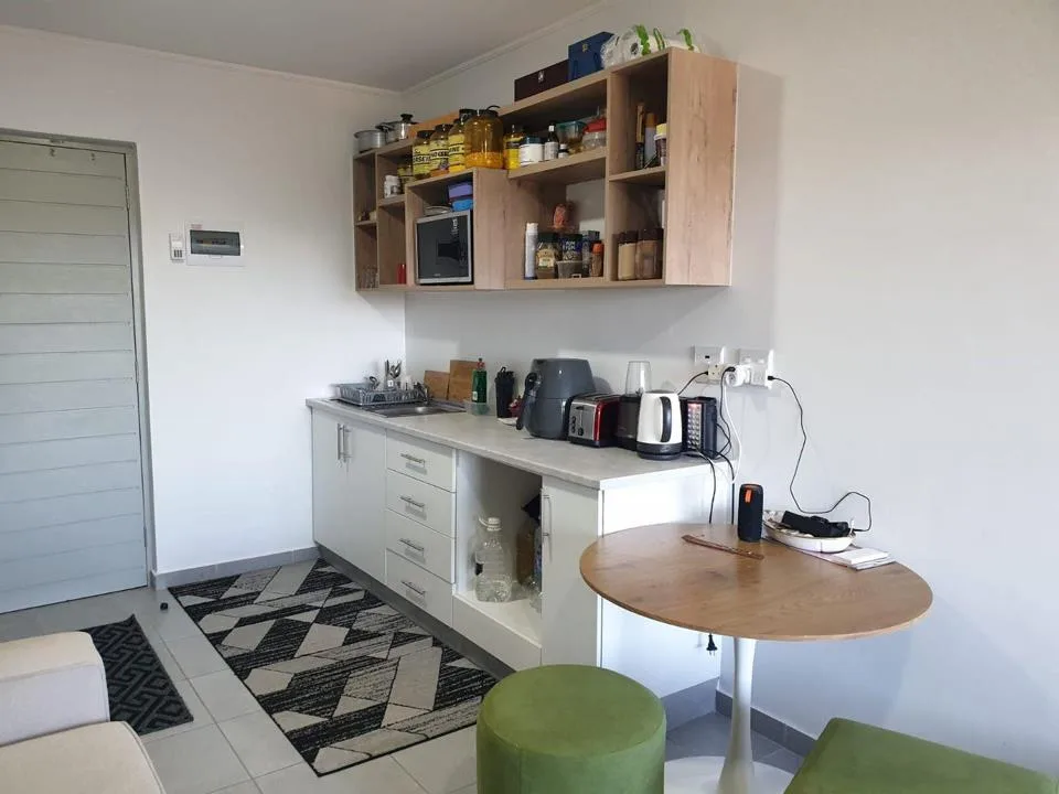 1 Bedroom Apartment / flat to rent in Sheffield Beach