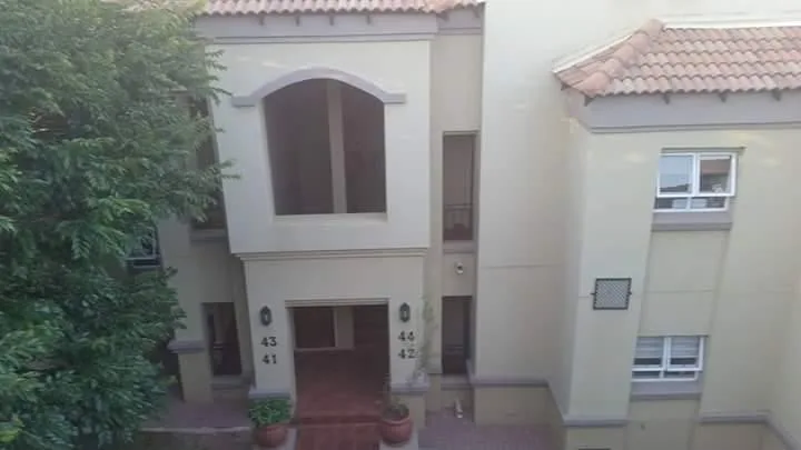 3 Bedroom Apartment / flat to rent in Pineslopes