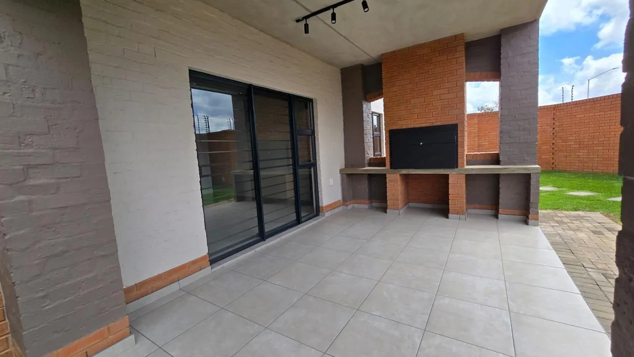 2 Bedroom Apartment / flat to rent in Elarduspark