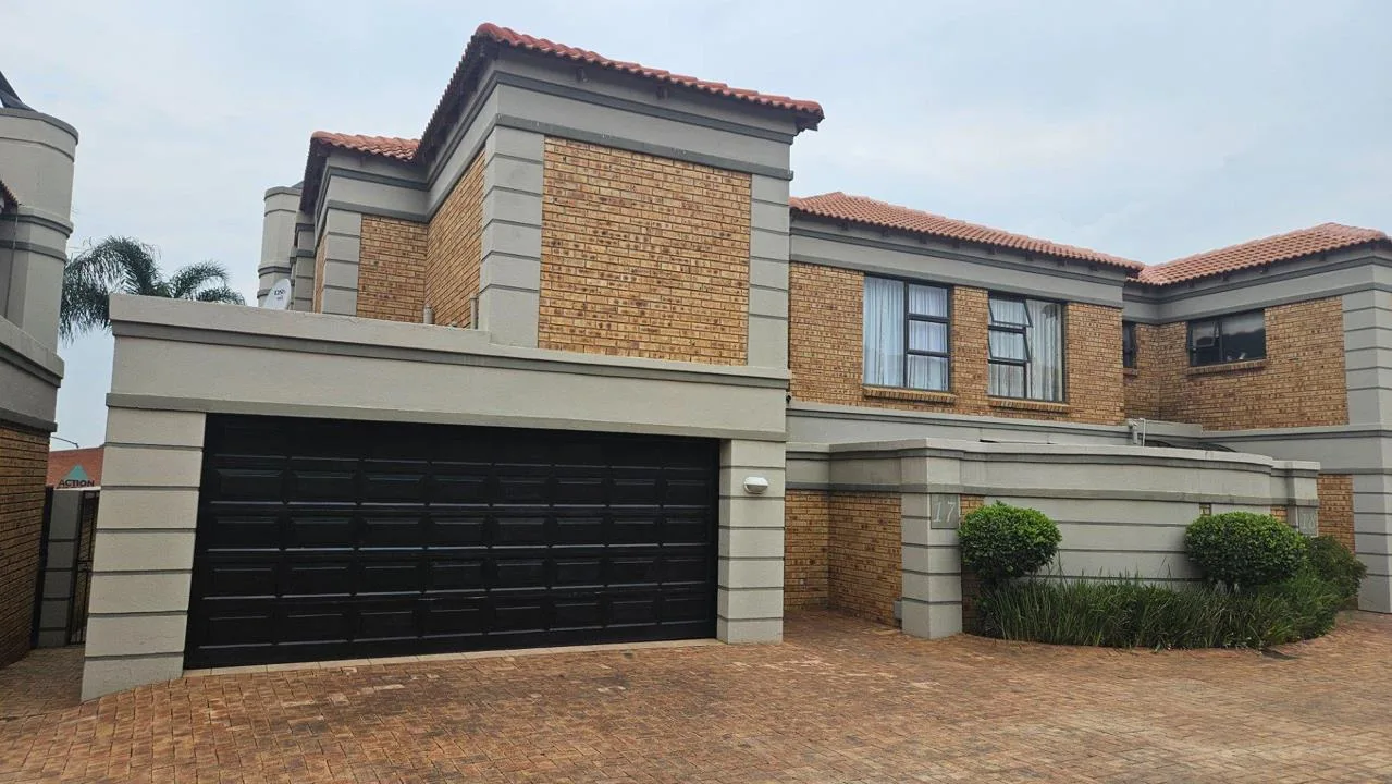 3 Bedroom Townhouse to rent in Randhart