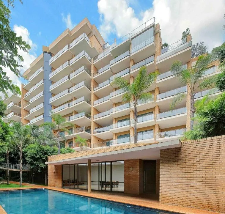 3 Bedroom Apartment / flat to rent in Morningside