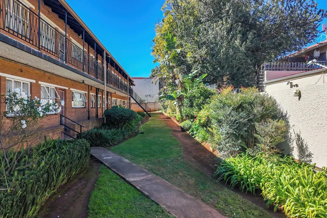 2 Bedroom Apartment / flat to rent in Windsor West