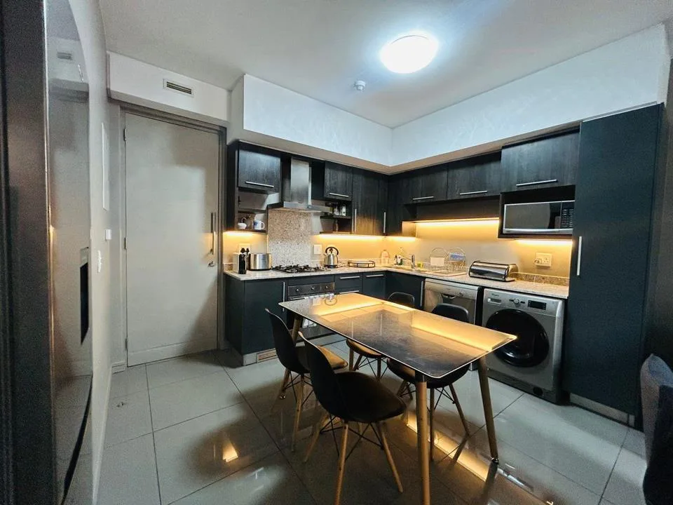 2 Bedroom Apartment / flat to rent in Rosebank